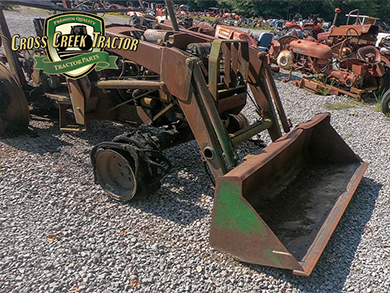 Used John Deere 520 Loader - Image 1