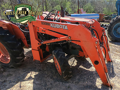 Used Kubota LB400 Loader