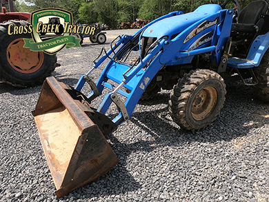 Used New Holland 16LA Loader - Image 1
