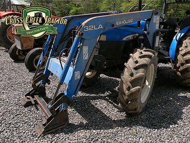 Used New Holland 32LA Loader - Image 1